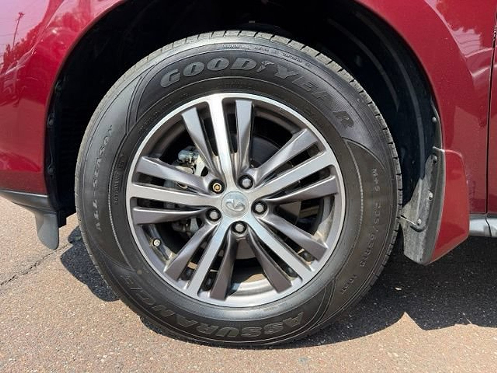 Used 2019 INFINITI QX60 Luxe w/ Essential Package AWD/4WD image 23
