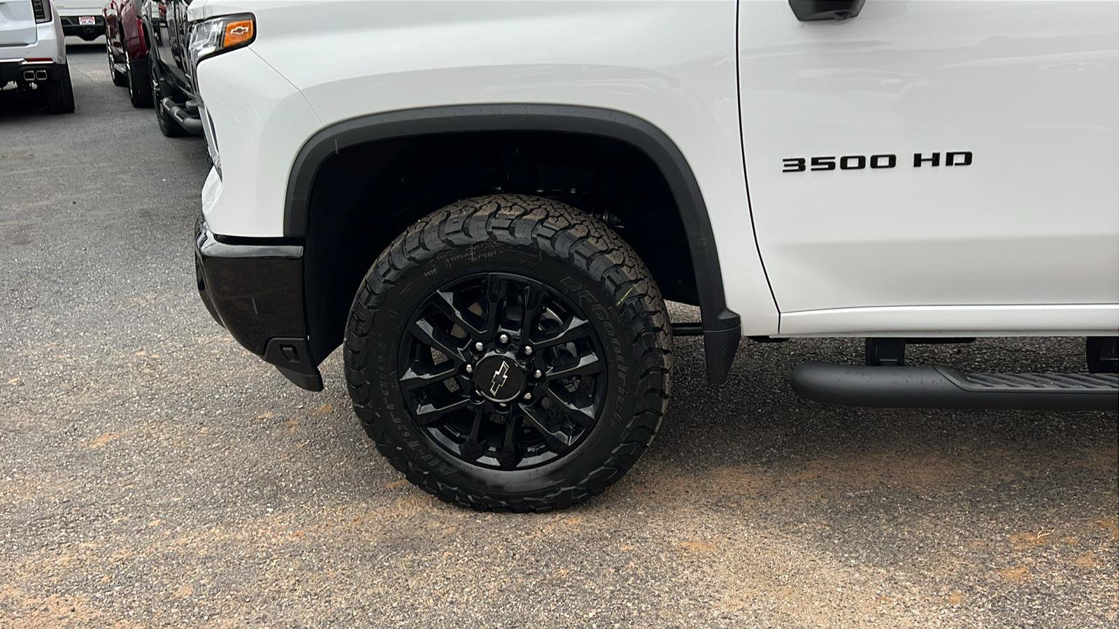 New 2026 Chevrolet Silverado 3500 LTZ w/ LTZ Plus Package AWD/4WD image 9