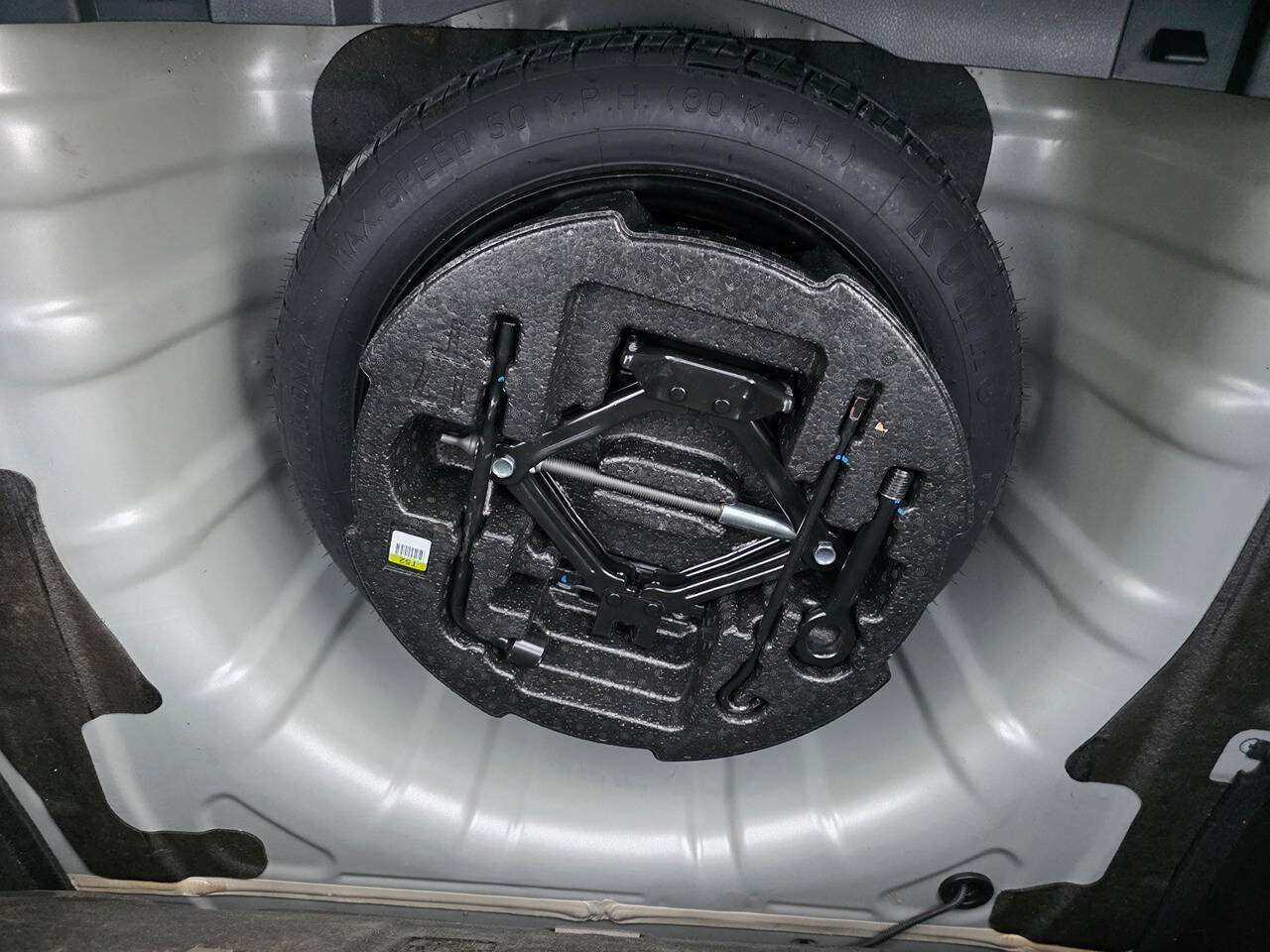 Used 2012 Hyundai Azera FWD image 43