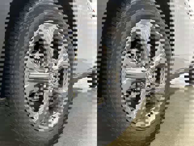 New 2026 Honda HR-V LX image 28