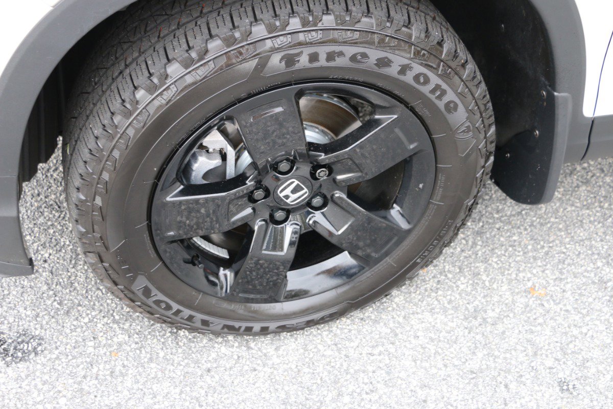 Used 2025 Honda Ridgeline Black Edition image 14