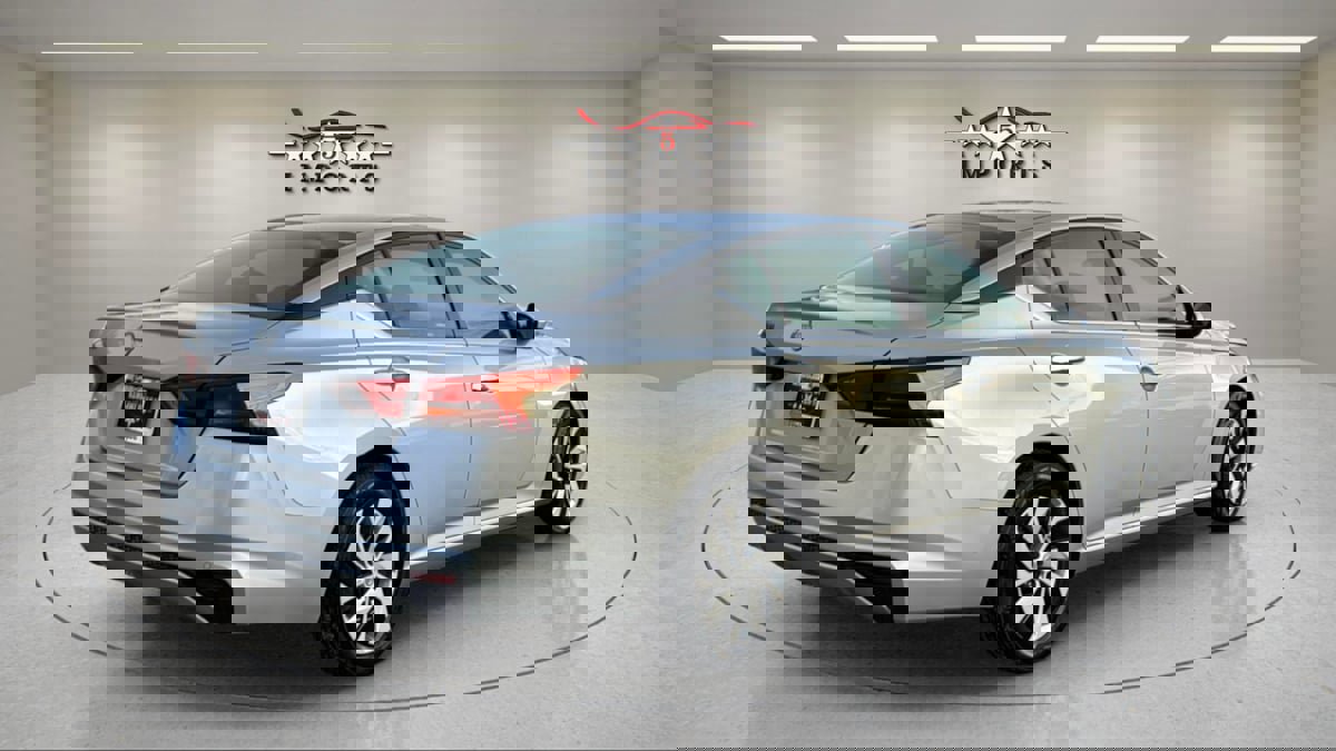 Used 2023 Nissan Altima 2.5 S image 5