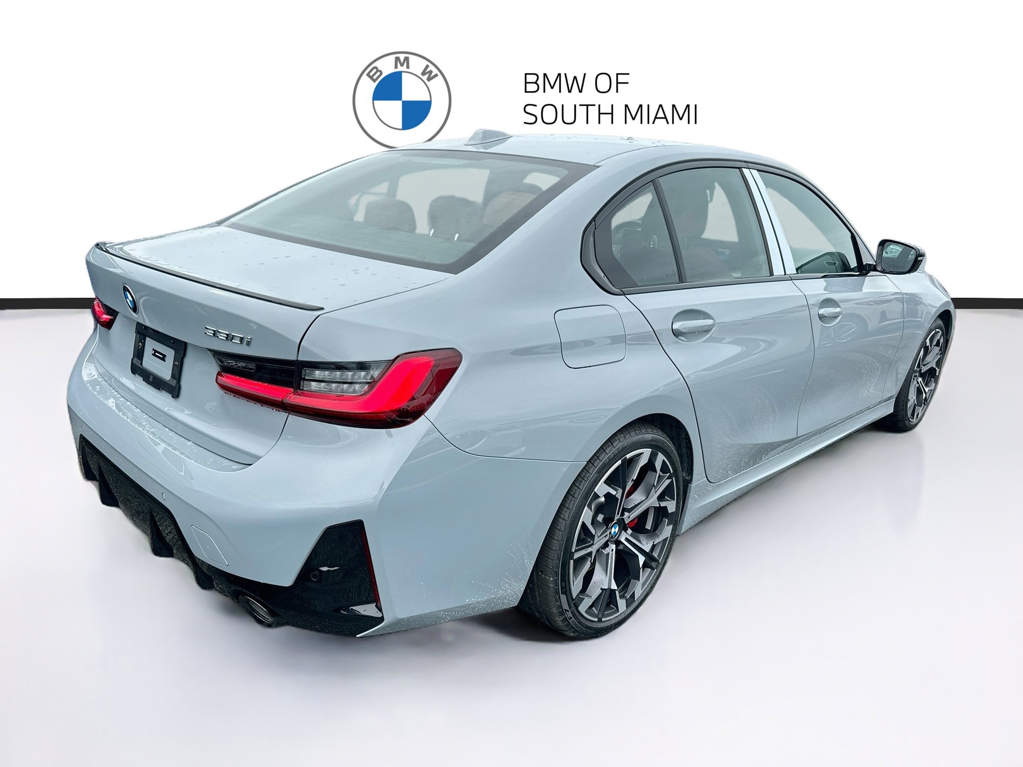 New 2026 BMW 330i Sedan w/ M Sport Package RWD image 6