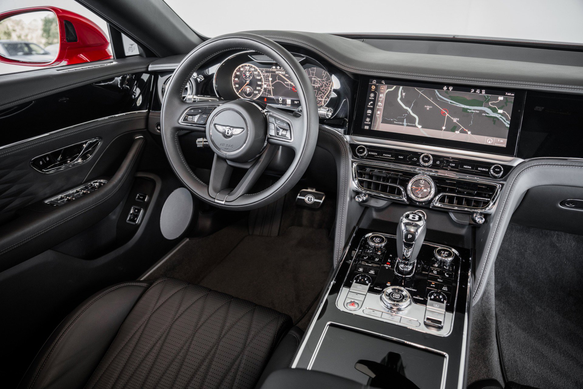 Used 2022 Bentley Flying Spur V8 image 25