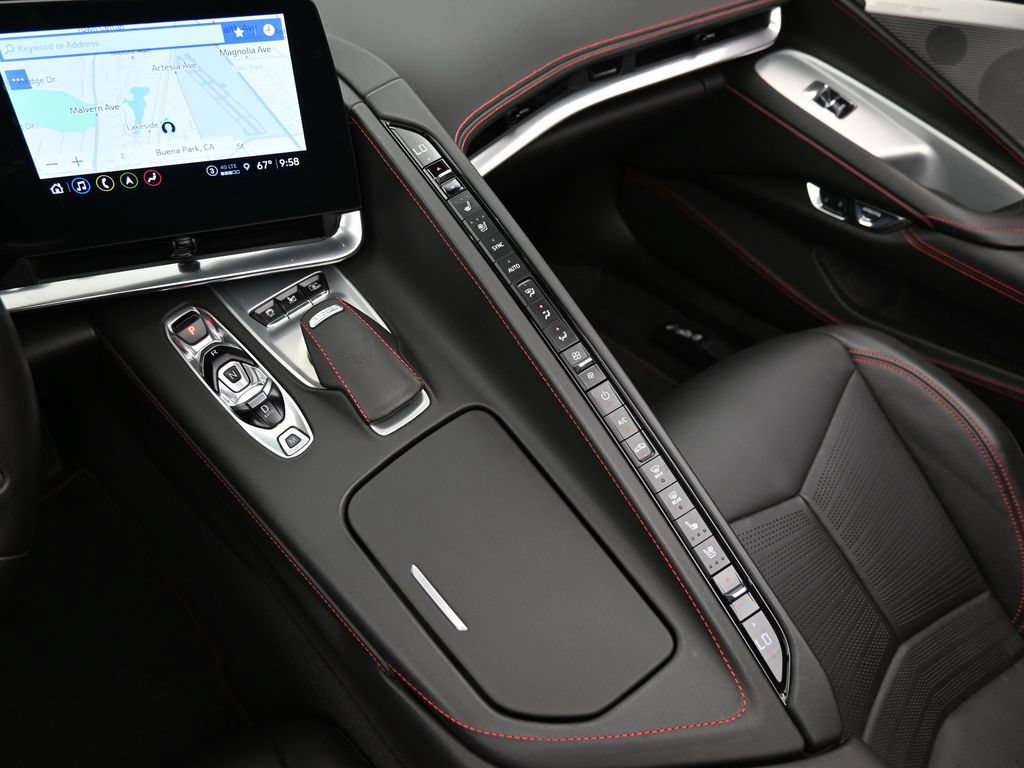 Used 2021 Chevrolet Corvette Stingray Premium Conv w/ Z51 Performance Package RWD image 24