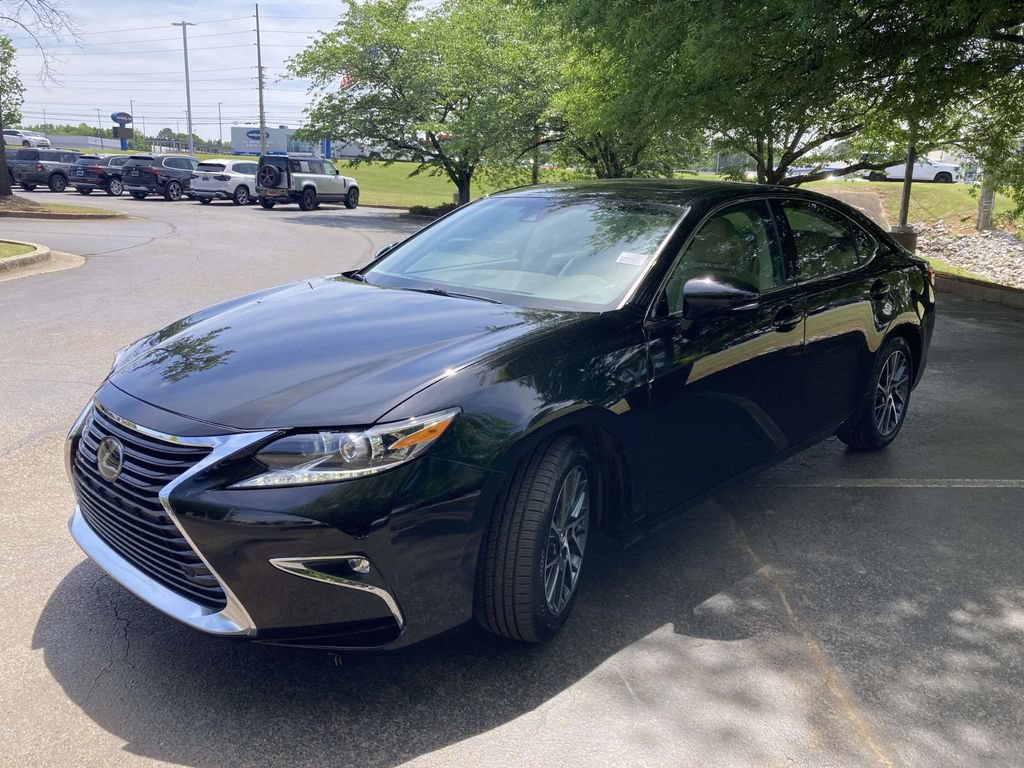 Used 2018 Lexus ES 350 w/ Luxury Package w/Wood Trim FWD image 5