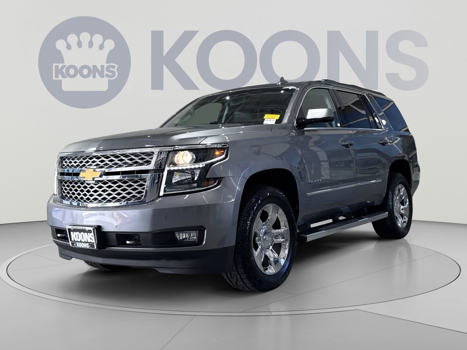 Used 2018 Chevrolet Tahoe LT w/ LT Signature Package AWD/4WD image 1