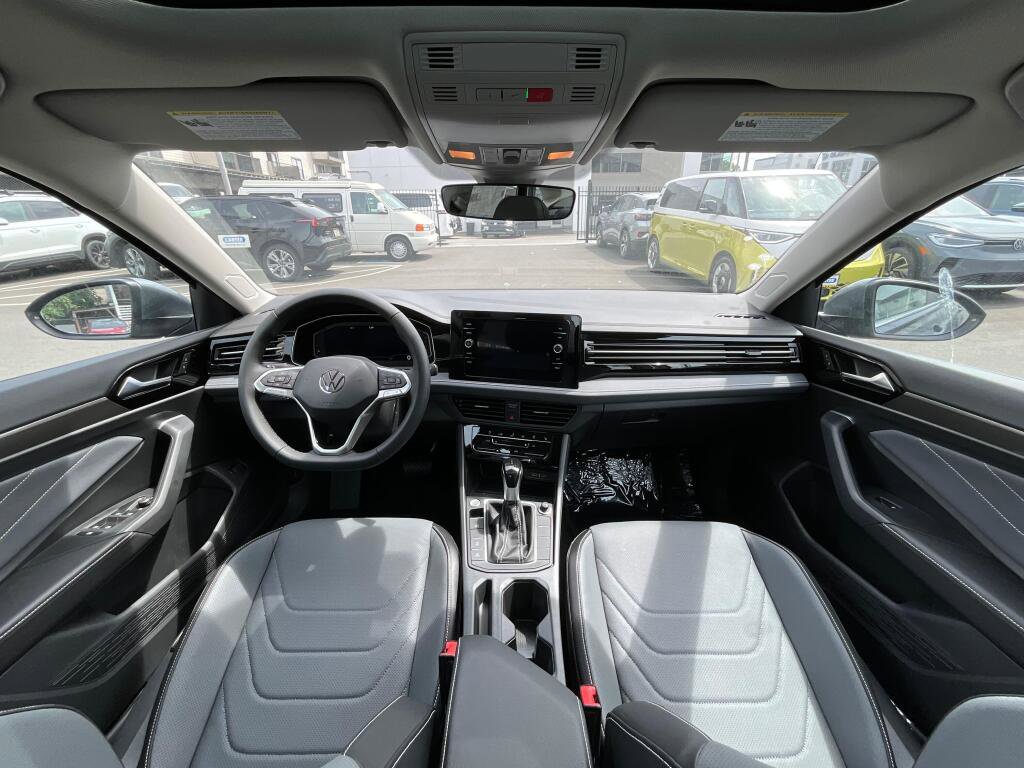 New 2026 Volkswagen Jetta SEL FWD image 16