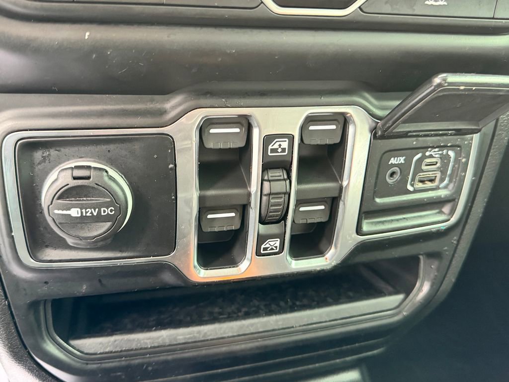 Used 2022 Jeep Gladiator Sport AWD/4WD image 22
