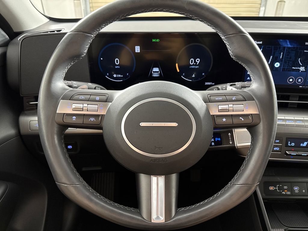 Certified 2024 Hyundai Kona SEL w/ Convenience Package FWD image 16