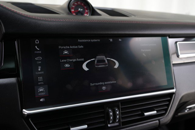 Used 2021 Porsche Cayenne GTS AWD/4WD image 58