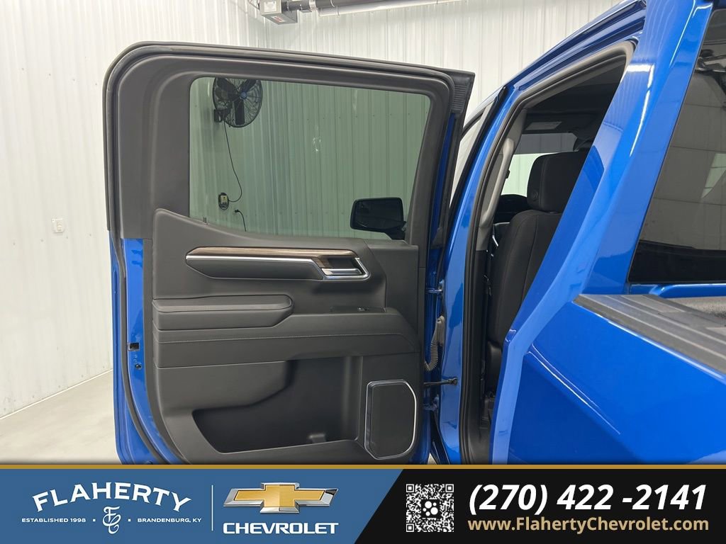 Used 2023 Chevrolet Silverado 1500 RST image 10