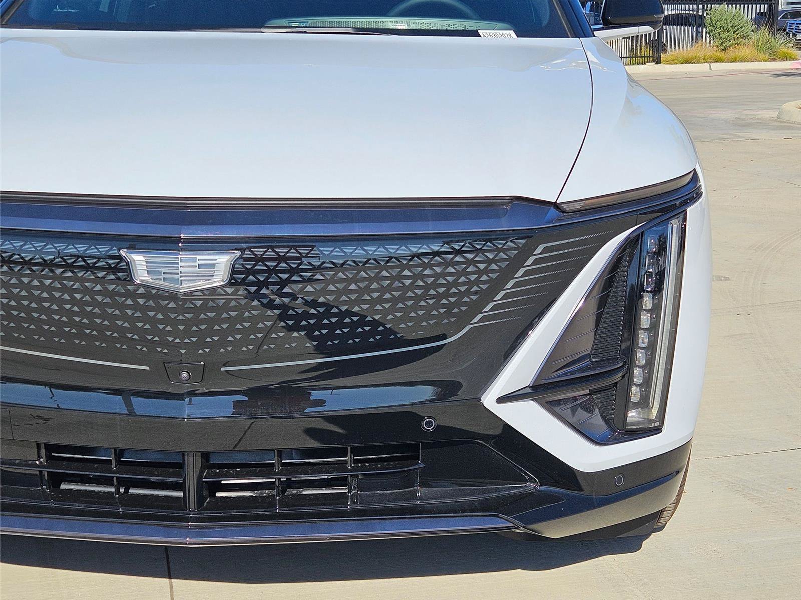 New 2026 Cadillac Lyriq Sport w/ LPO, Floor Liner Package AWD/4WD image 6