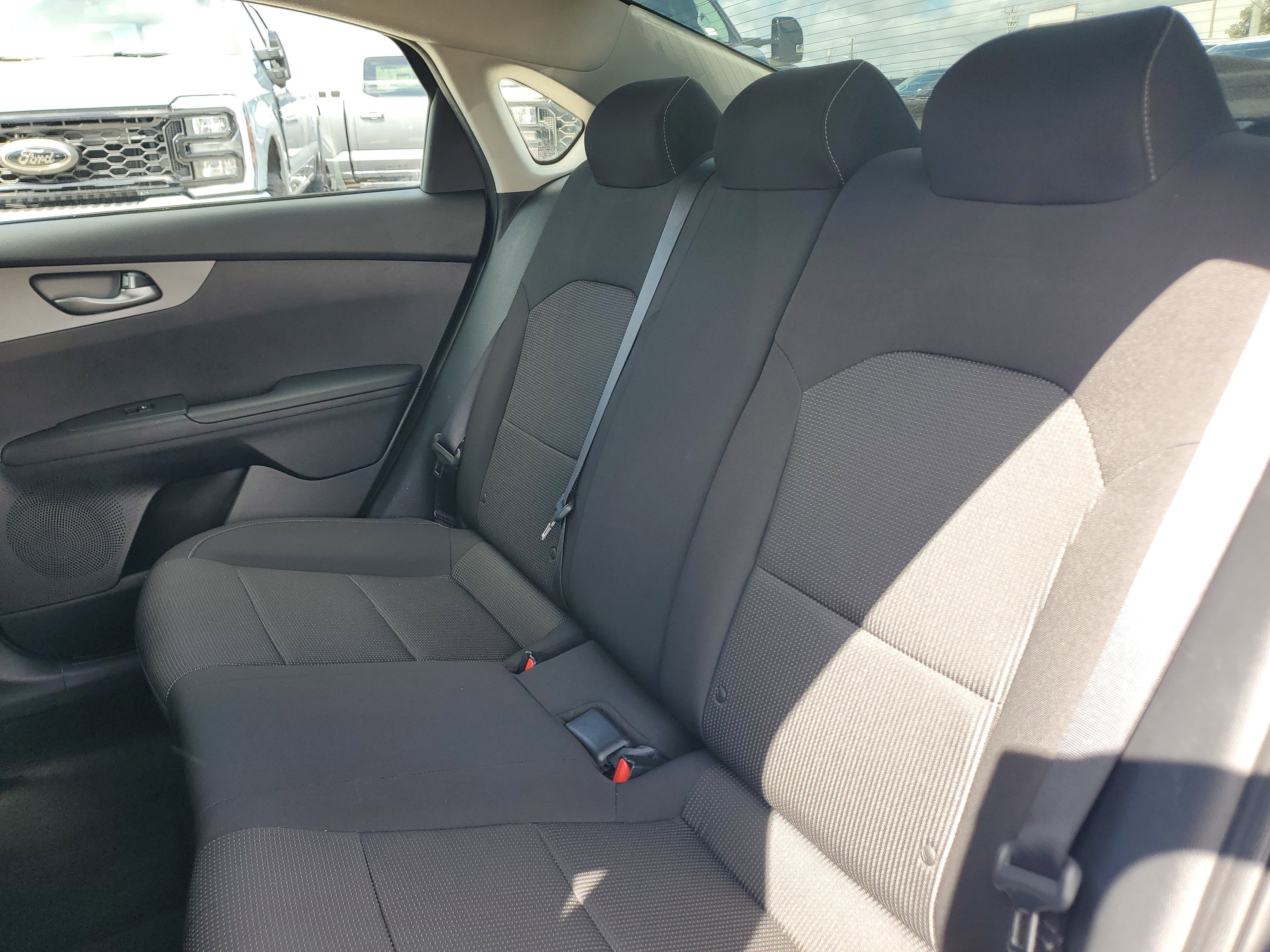 Used 2019 Kia Forte LXS image 12