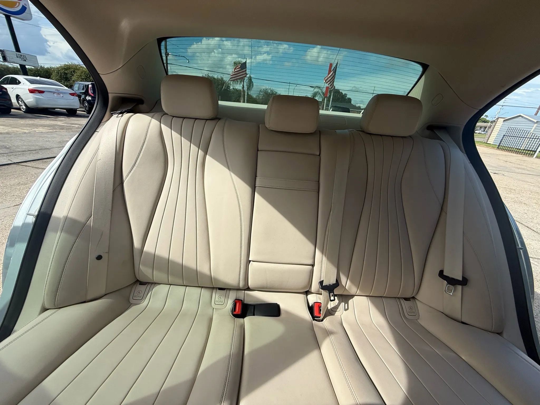Used 2018 Mercedes-Benz E 300 image 20