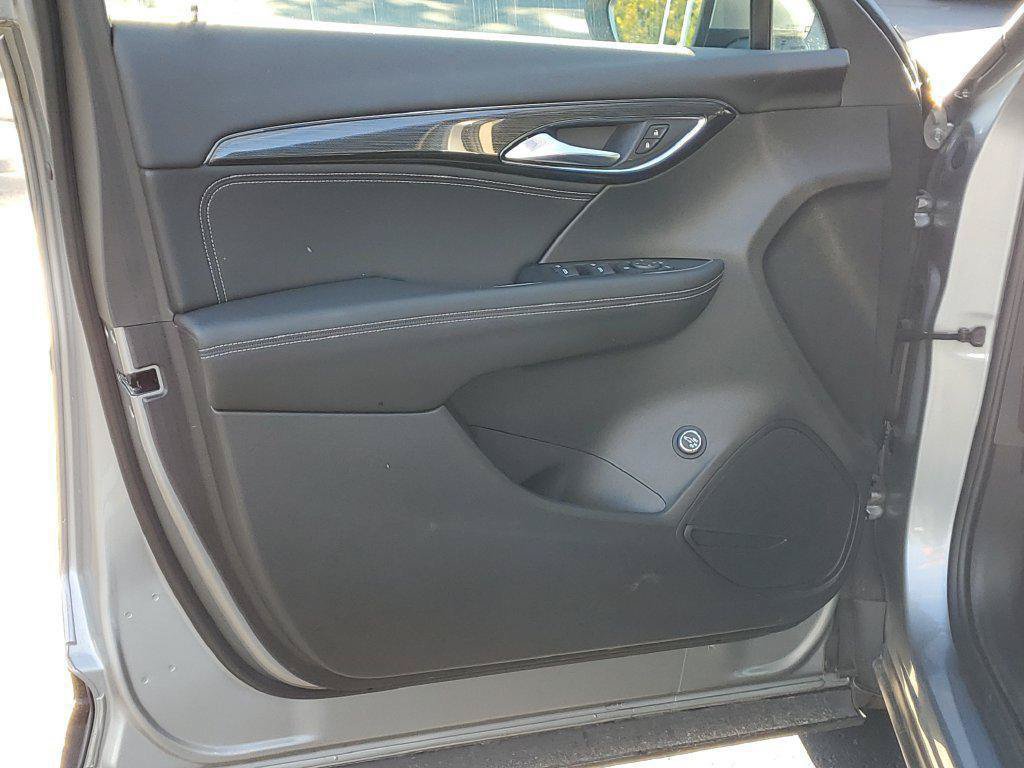 Used 2023 Buick Envision Preferred AWD/4WD image 21