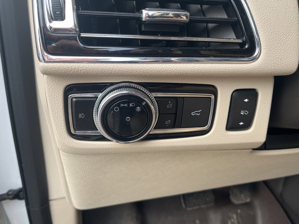 Used 2021 Lincoln Navigator L Reserve image 15