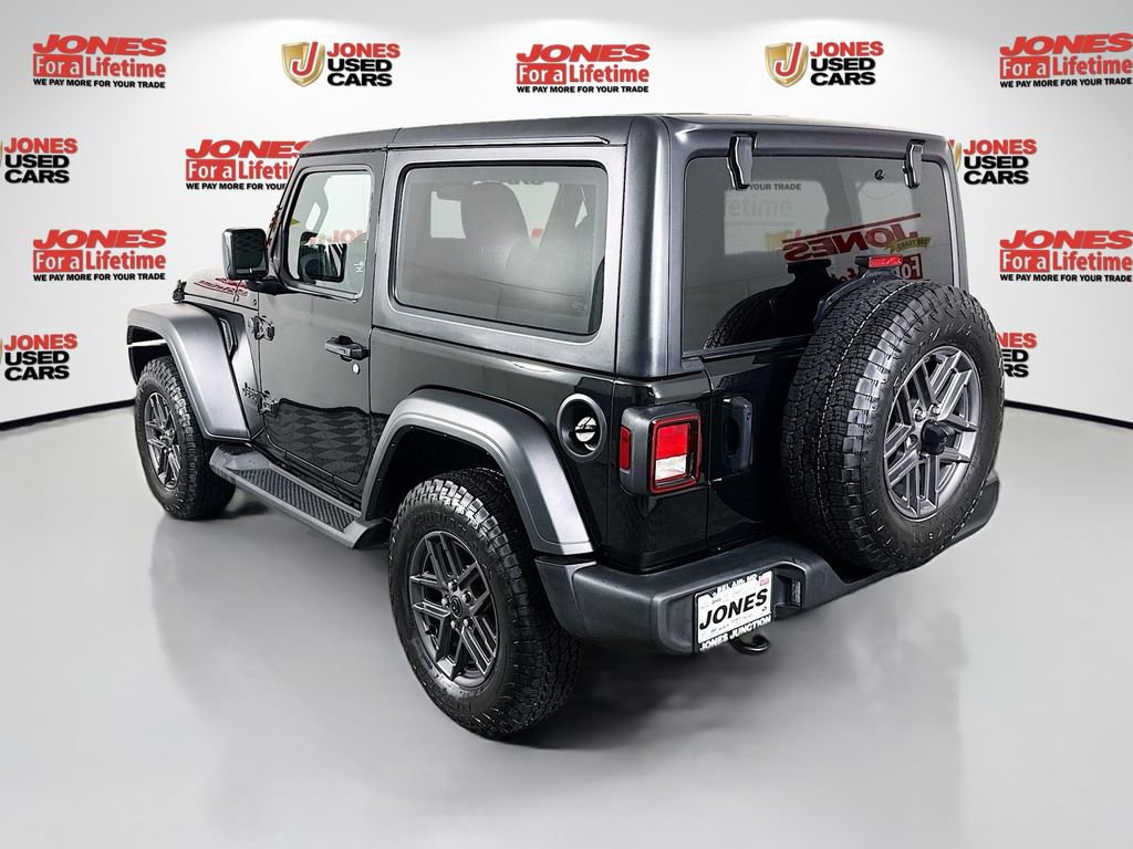 Used 2025 Jeep Wrangler Sport image 2