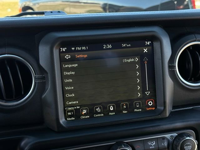 Used 2022 Jeep Gladiator Overland w/ Popular Equipment Package image 20