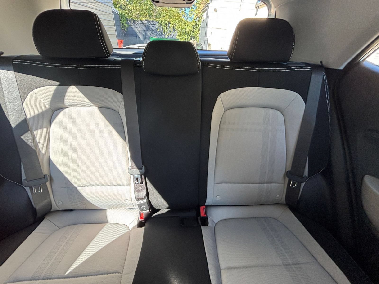 Used 2026 Hyundai Venue SEL FWD image 34