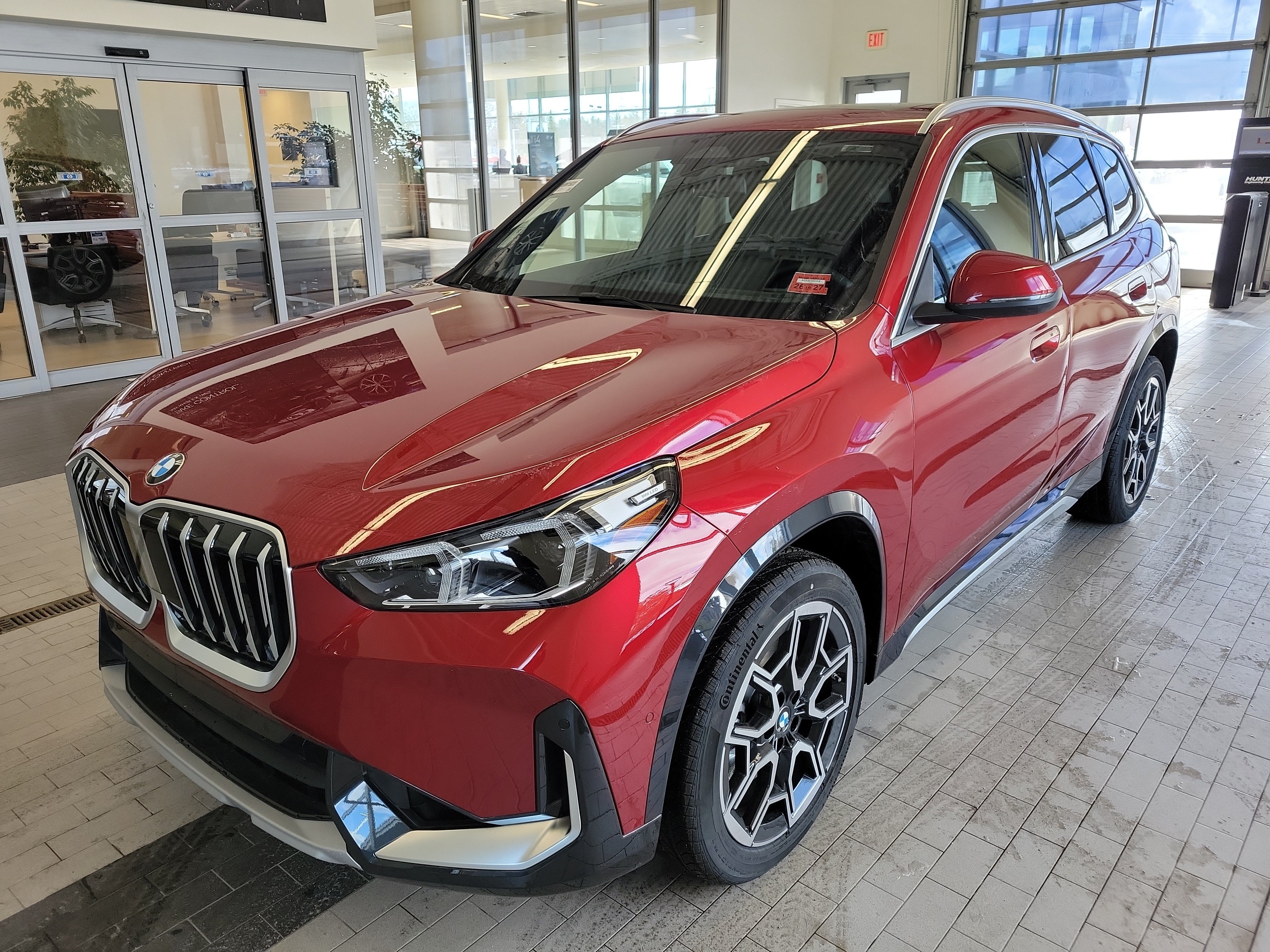 Used 2026 BMW X1 xDrive28i w/ Convenience Package AWD/4WD image 1