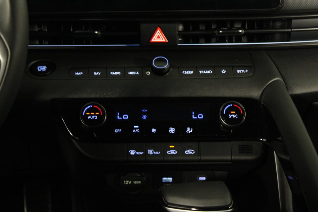 Certified 2026 Hyundai Elantra SEL FWD image 23
