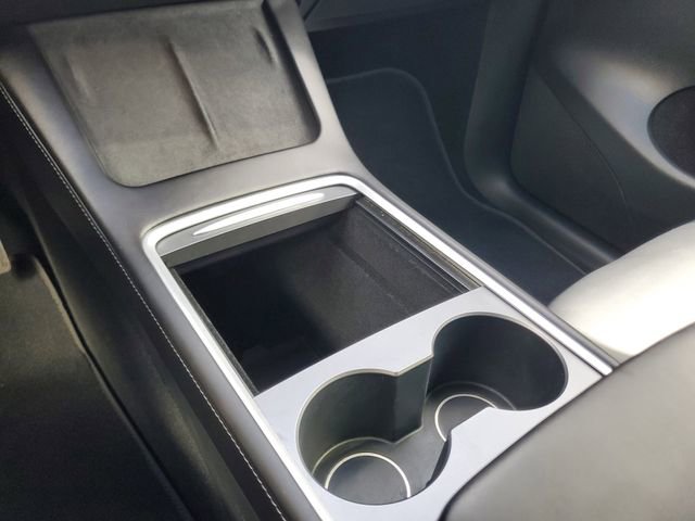 Used 2024 Tesla Model Y Long Range image 25