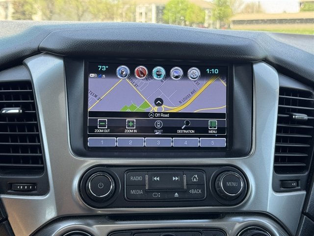 Used 2018 Chevrolet Suburban LT w/ LT Signature Package AWD/4WD image 16