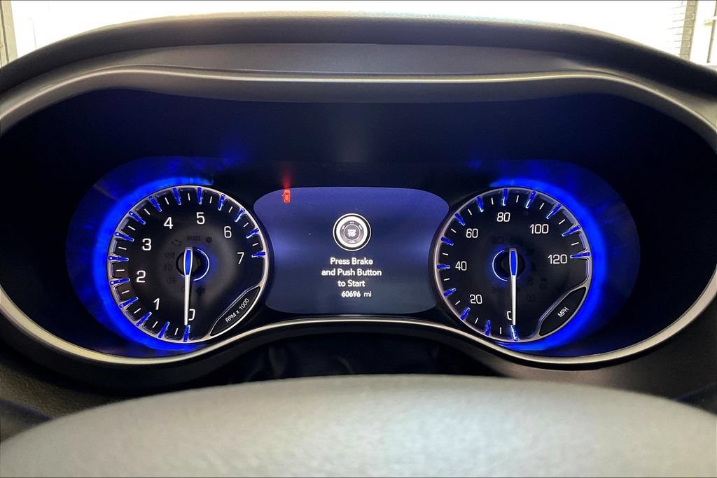 Used 2024 Chrysler Pacifica Touring-L FWD image 15