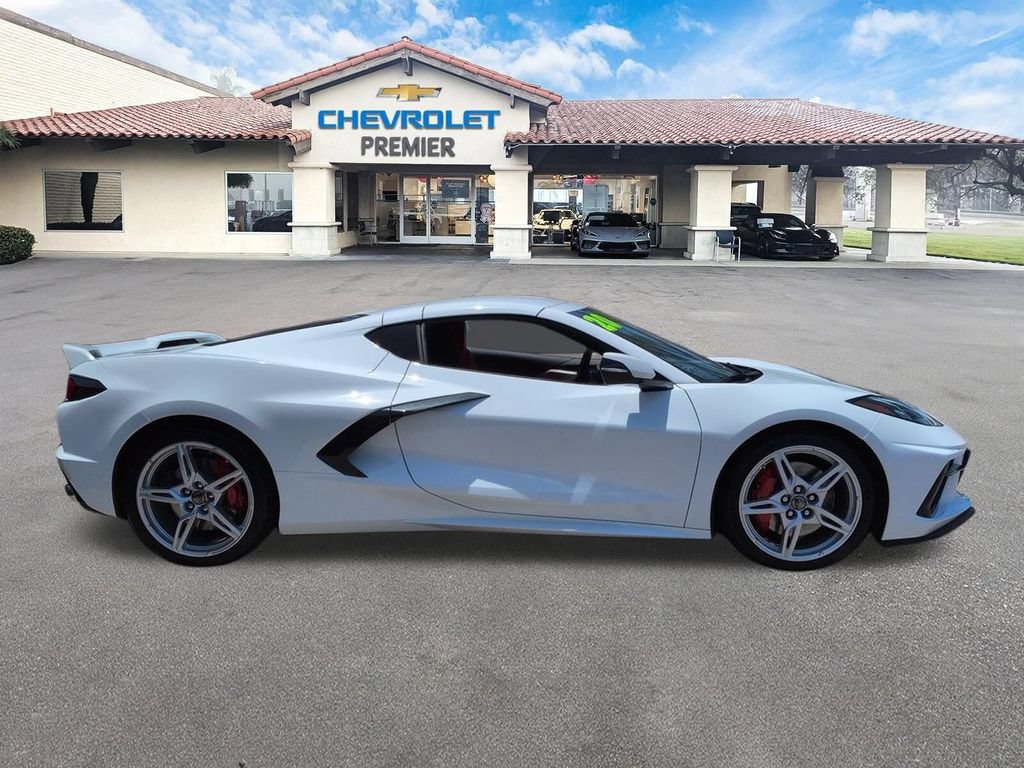 Used 2020 Chevrolet Corvette Stingray Preferred Cpe w/ 2LT Preferred Equipment Group RWD image 9
