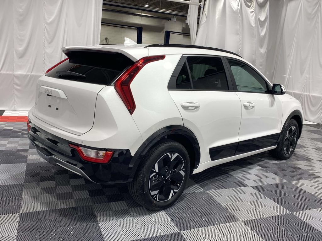 New 2026 Kia Niro Wind FWD image 4