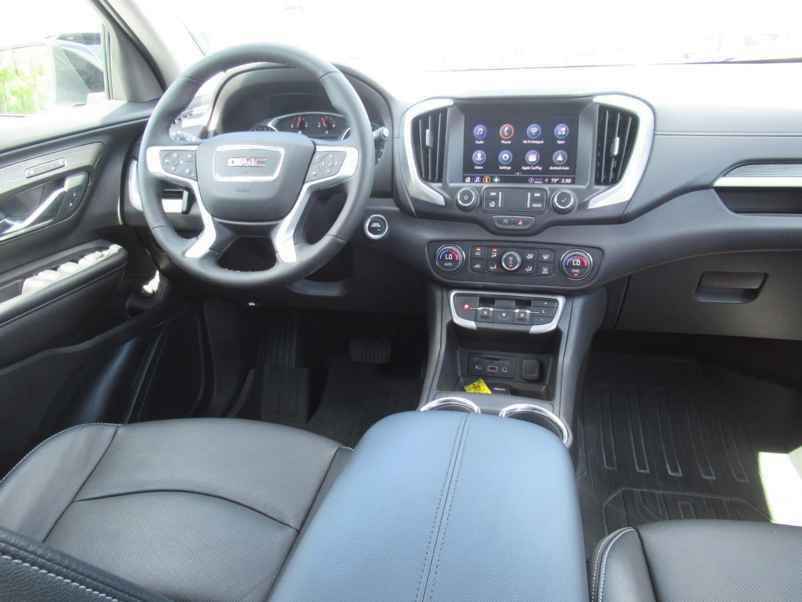Used 2024 GMC Terrain SLT w/ Tech Package FWD image 13