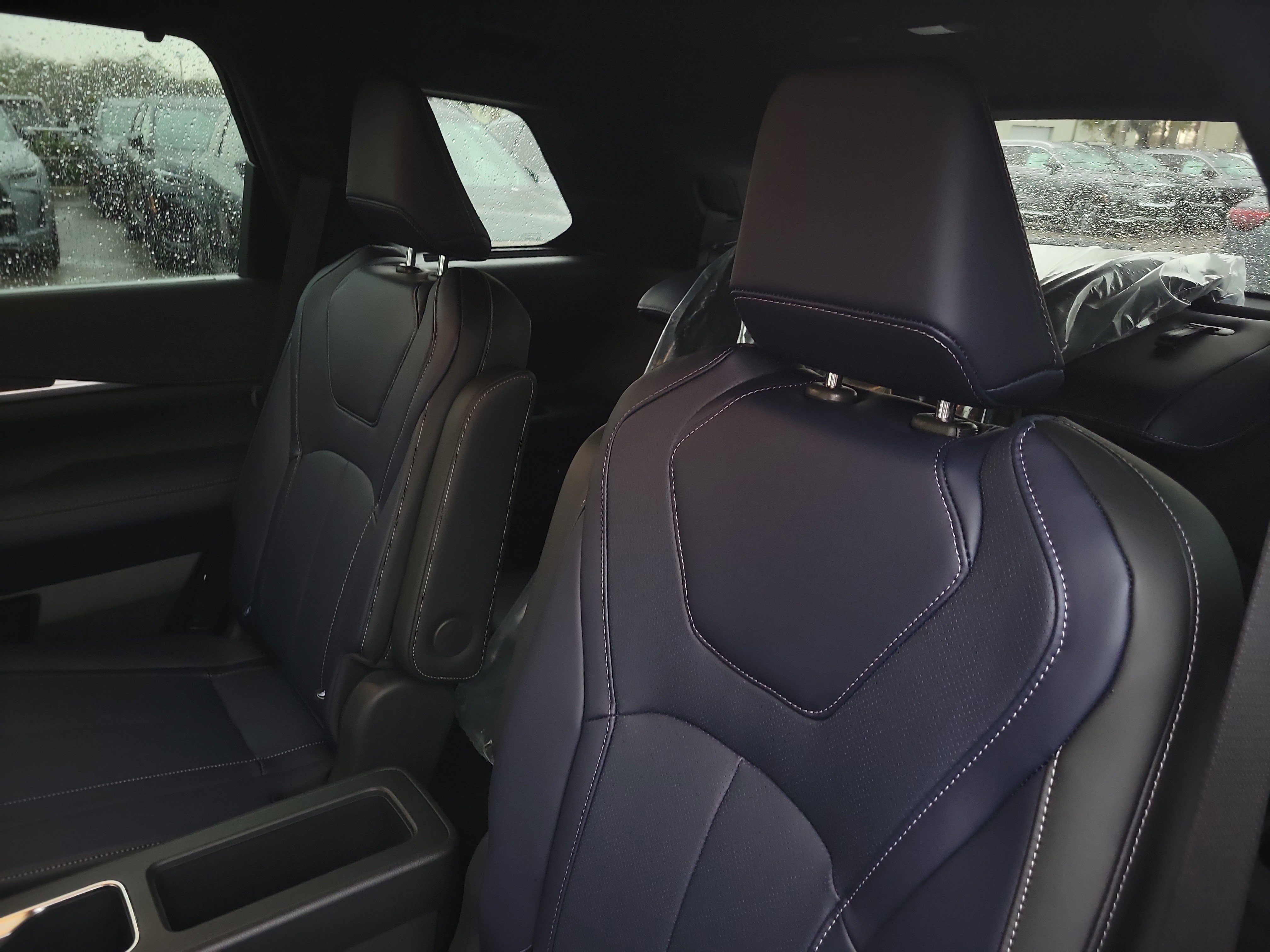 New 2026 INFINITI QX60 Sport w/ Dark Cargo Package image 24