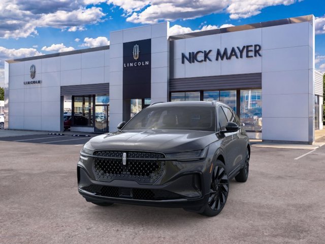 New 2026 Lincoln Nautilus Reserve w/ Jet Appearance Package AWD/4WD image 2