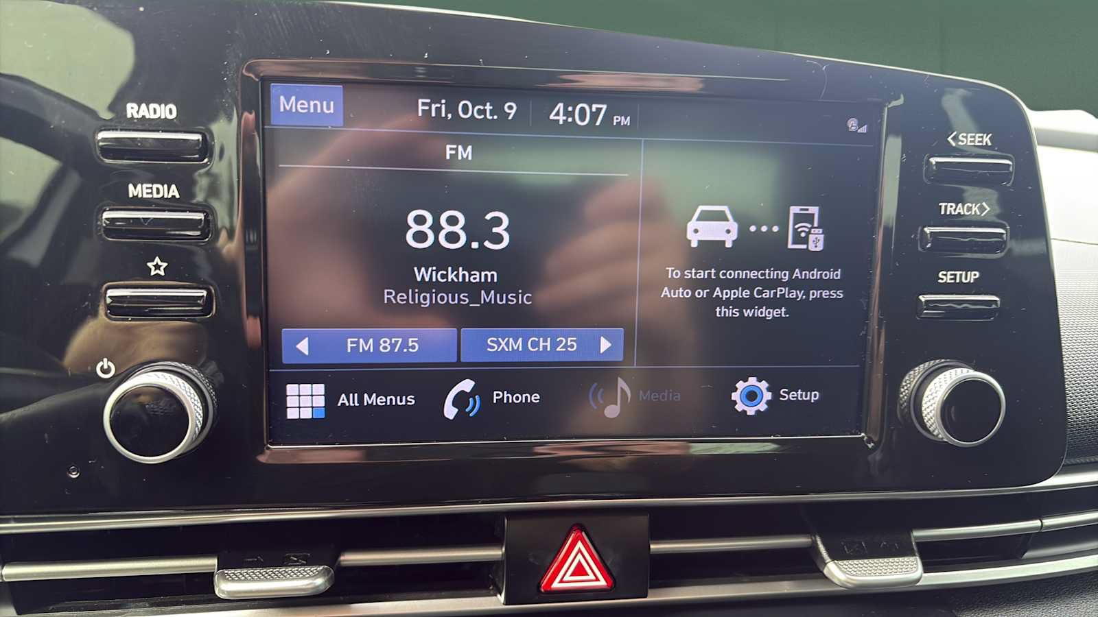 Used 2022 Hyundai Elantra SEL w/ Convenience Package FWD image 12