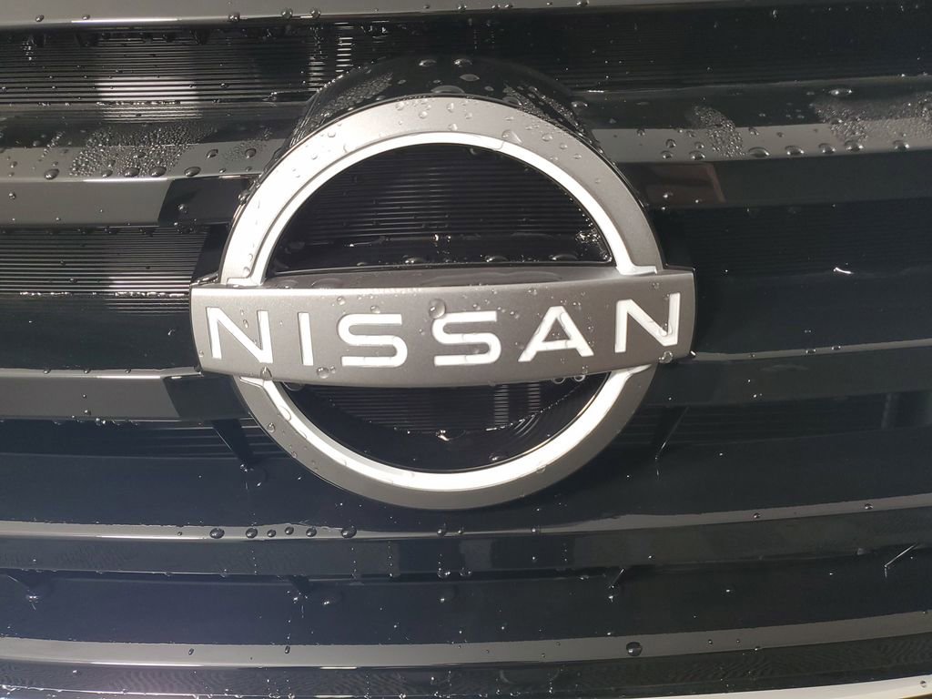 New 2025 Nissan Pathfinder S image 10