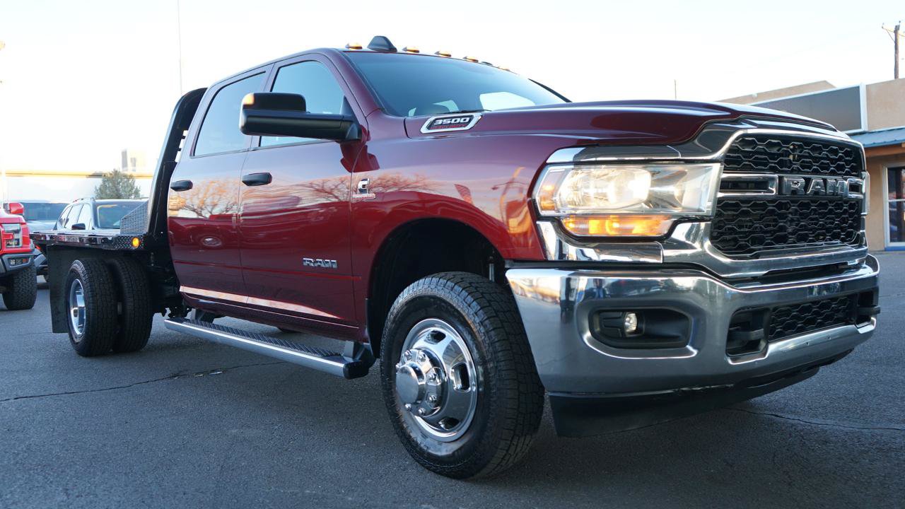 Used 2022 RAM 3500 Tradesman w/ Chrome Appearance Group AWD/4WD image 25