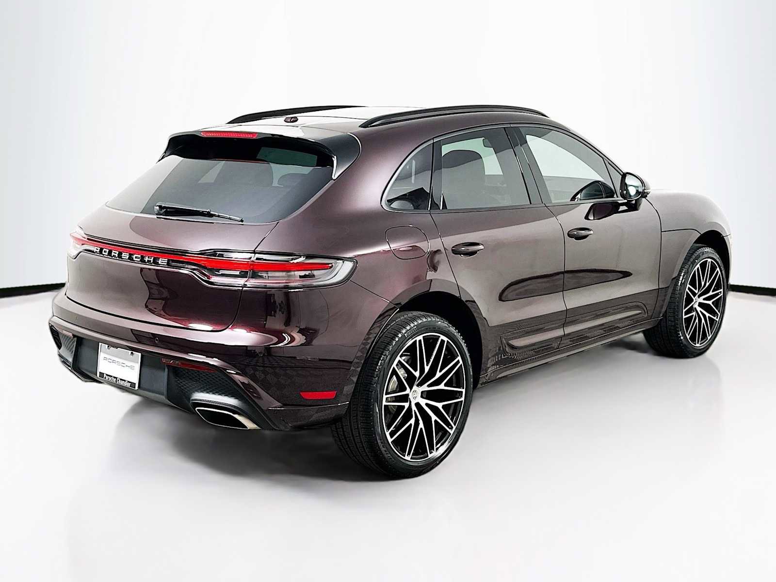 New 2026 Porsche Macan AWD/4WD image 9