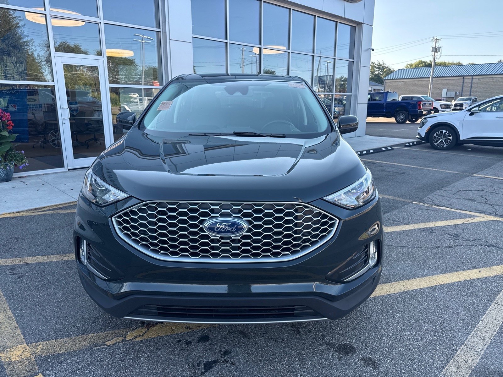 Used 2024 Ford Edge SEL w/ Convenience Package AWD/4WD image 9