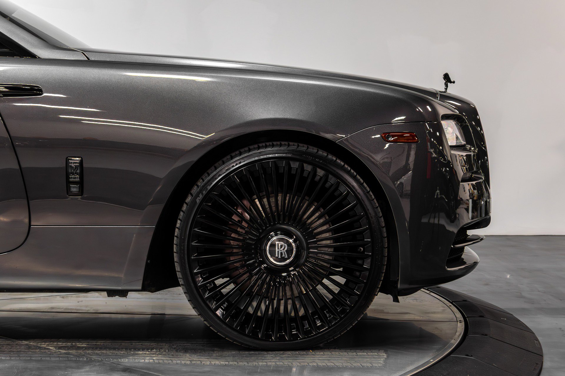 Used 2016 Rolls-Royce Wraith image 18