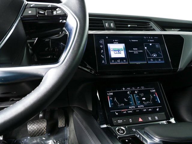 Certified 2022 Audi e-tron Premium w/ Convenience Plus Package image 12