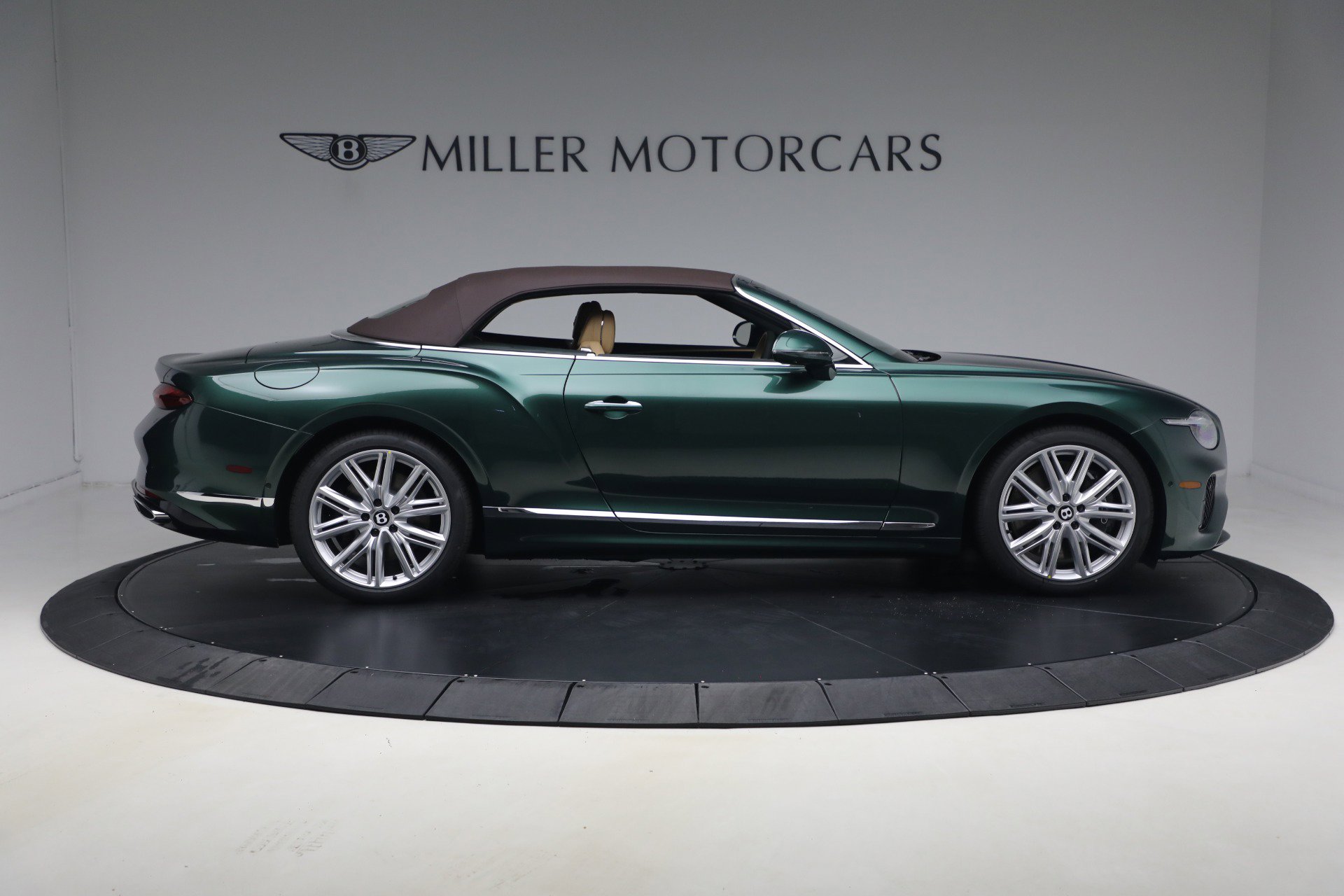 New 2026 Bentley Continental GTC AWD/4WD image 14
