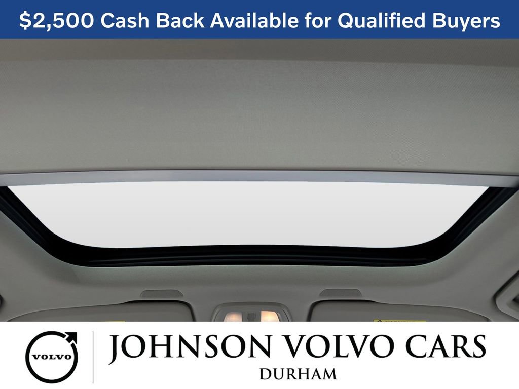 New 2026 Volvo XC60 T8 Ultra w/ Protection Package Premier image 10