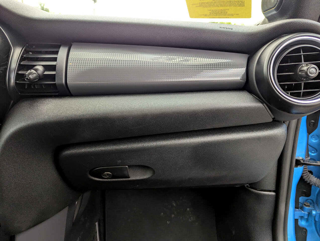 Used 2018 MINI Cooper Convertible image 34