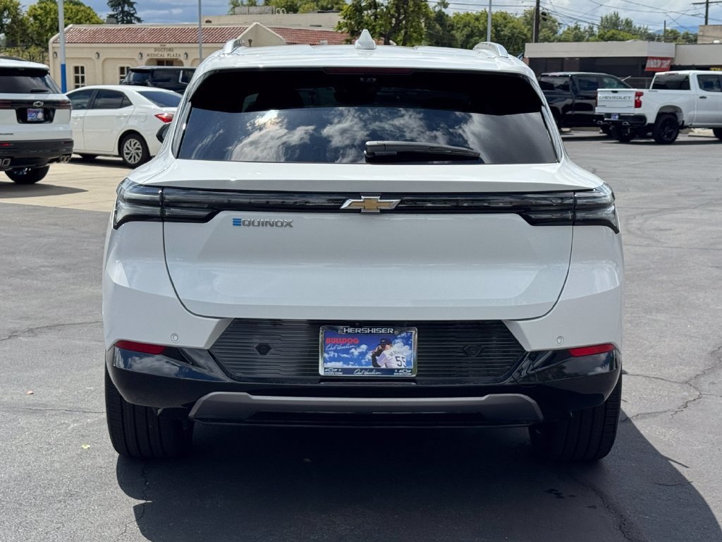New 2026 Chevrolet Equinox EV LT w/ Convenience Package II FWD image 6