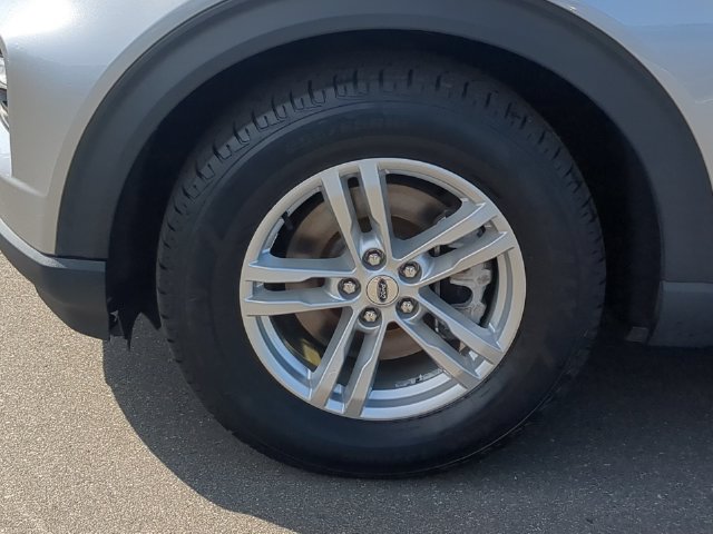 Used 2022 Ford Explorer XLT w/ Equipment Group 202A RWD image 17