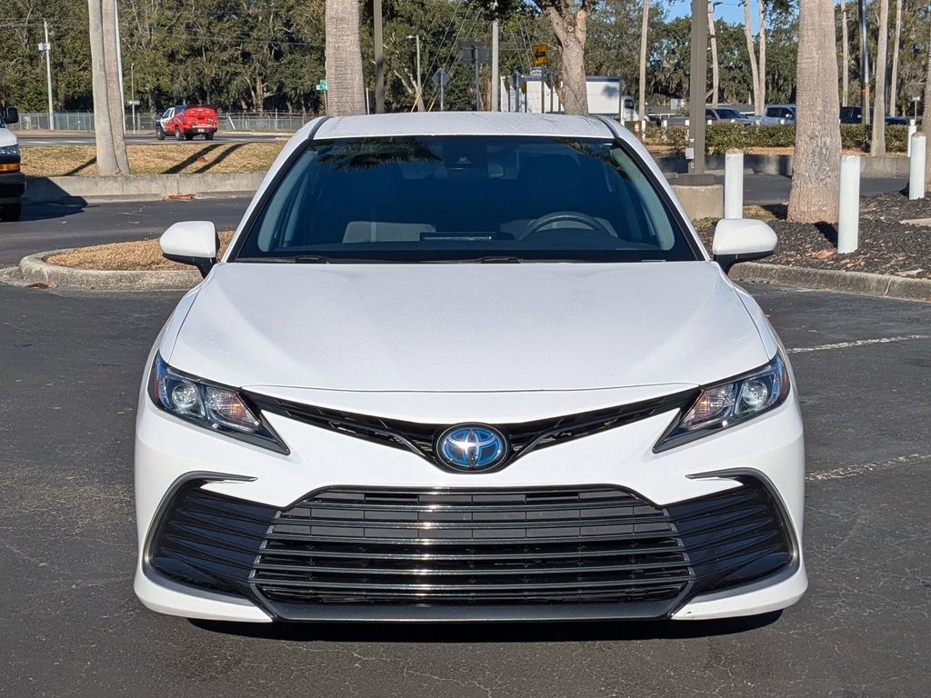 Used 2022 Toyota Camry LE image 9