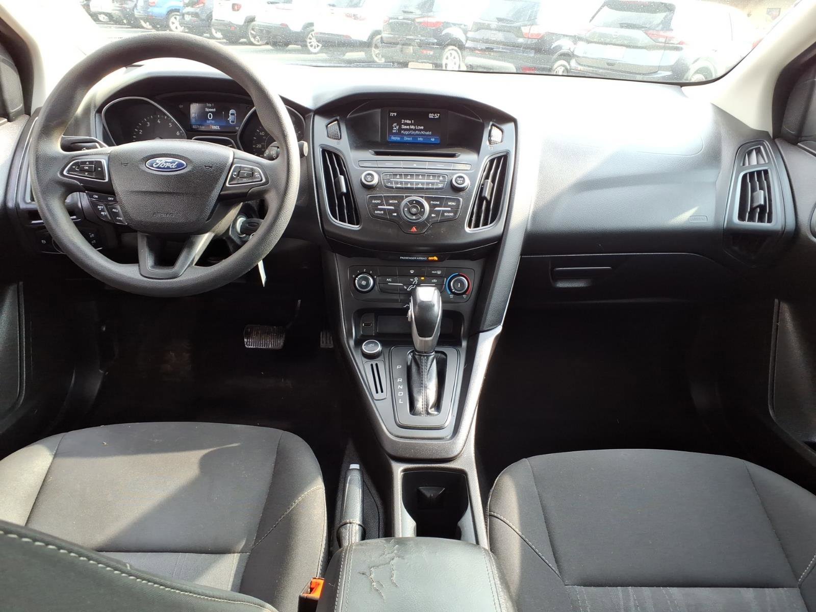 Used 2016 Ford Focus SE image 7