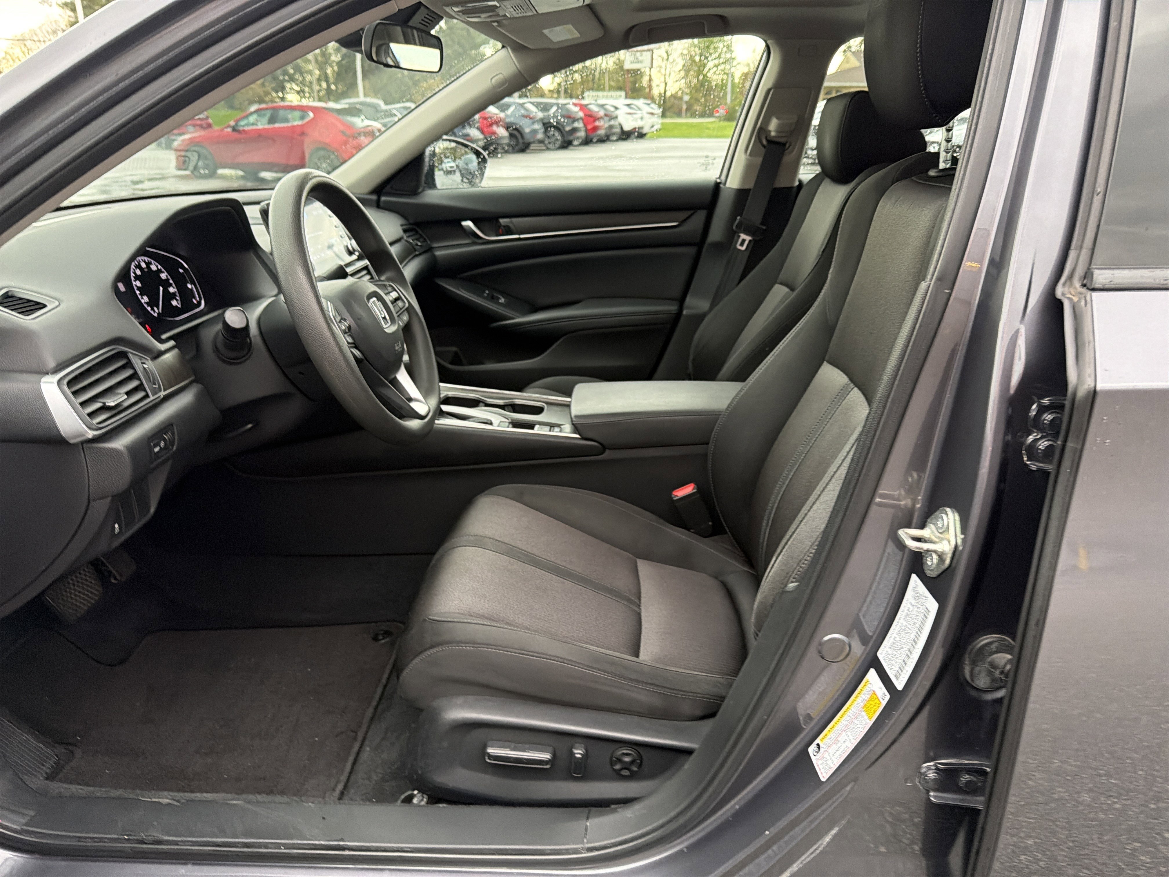 Used 2019 Honda Accord EX image 12