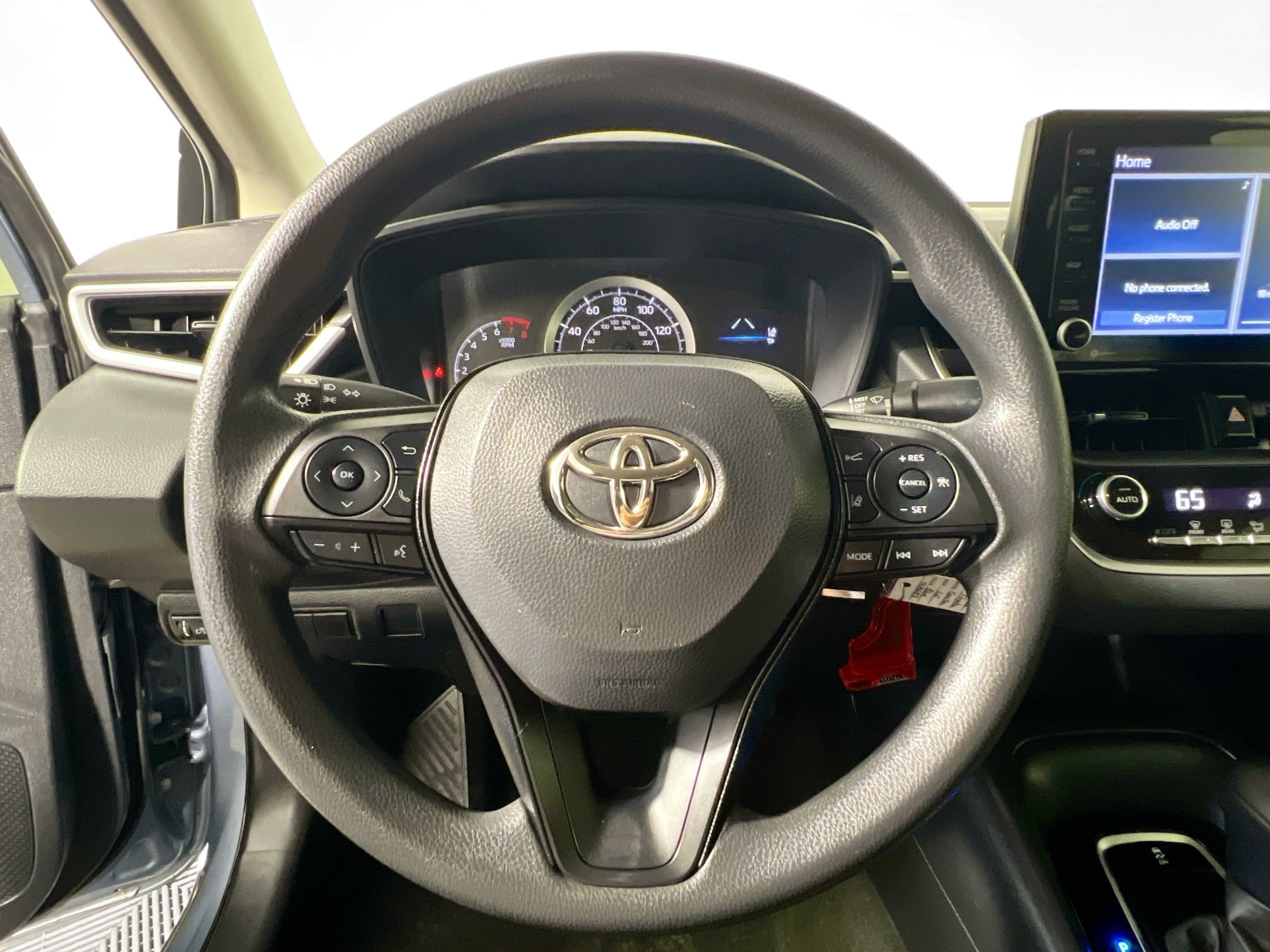 Used 2022 Toyota Corolla LE FWD image 16